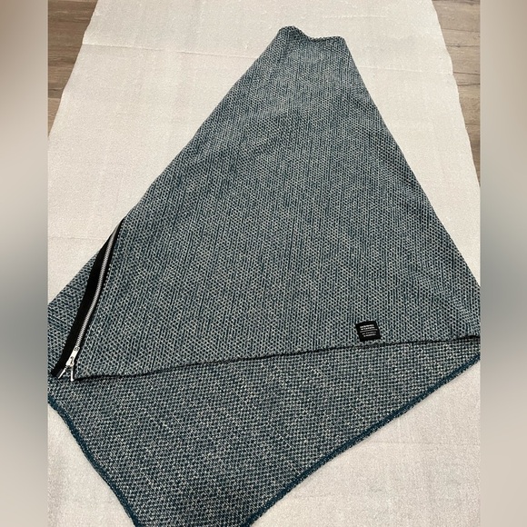 URKU Women Green Alpaca Blend Knit Scarf Shawl Sweater One Size - Picture 2 of 6